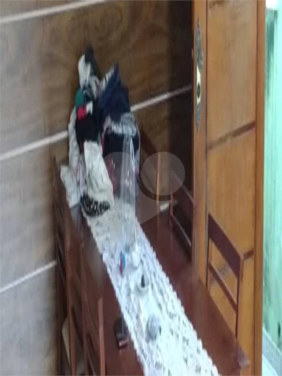 Sobrado à venda com 4 quartos, sendo 1 suíte, em Vila Santo Antônio, São Paulo, SP