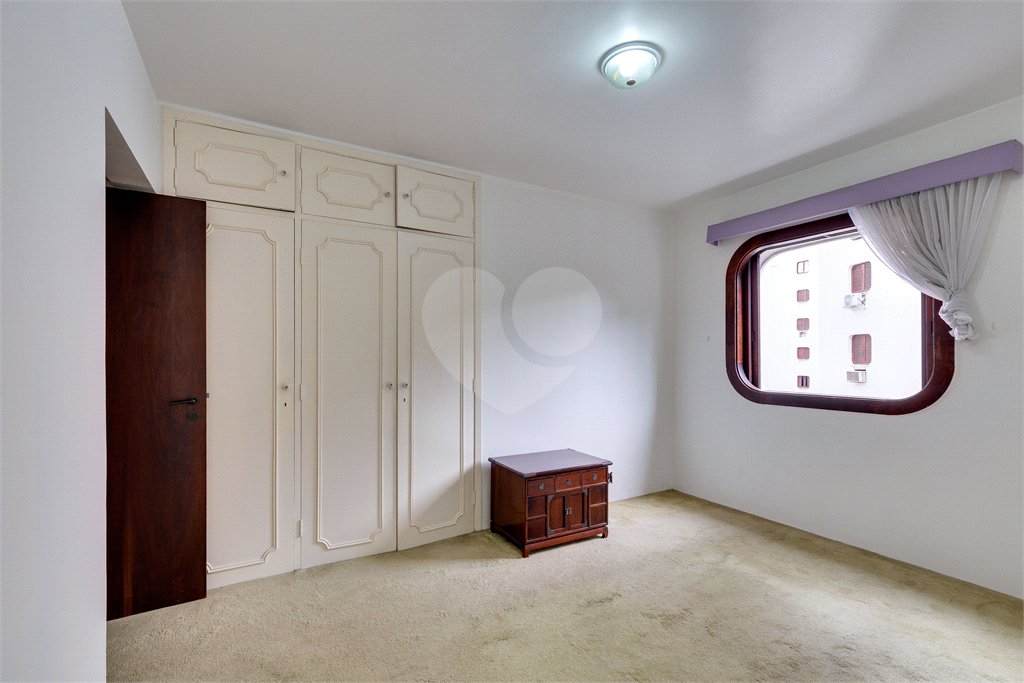 Apartamento à venda com 4 quartos, sendo 2 suítes, em Granja Julieta, São Paulo, SP