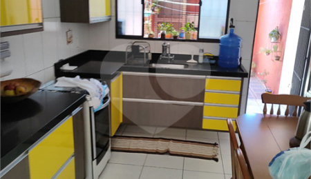 Casa à venda com 3 quartos, sendo 1 suíte,  em Cidade Patriarca, São Paulo, SP