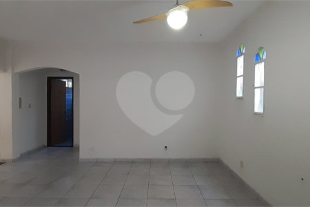 Casa à venda com 2 quartos, sendo 1 suíte, em Campo Grande, Rio de Janeiro, RJ