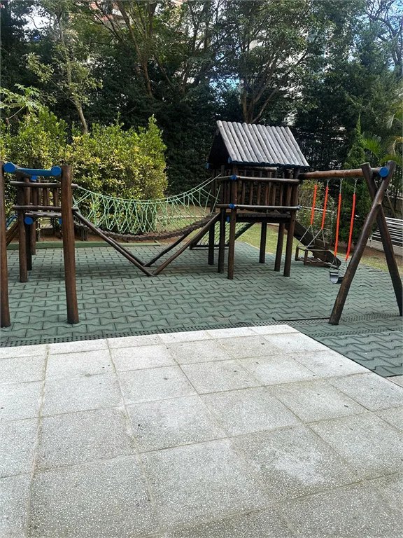 Apartamento à venda com 4 quartos, sendo 3 suítes, em Real Parque, São Paulo, SP