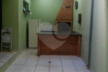 Casa à venda com 4 quartos, sendo 1 suíte, em Wanel Ville, Sorocaba, SP