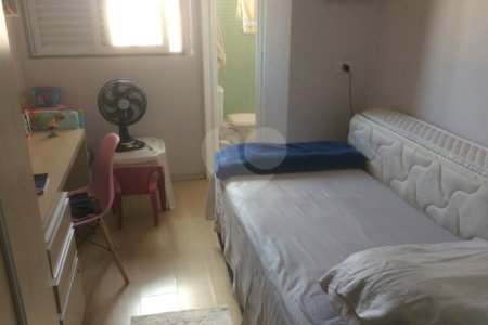 Casa à venda com 4 quartos, sendo 3 suítes, em Jardim São Paulo(zona Norte), São Paulo, SP