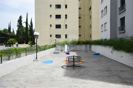 Apartamento à venda com 3 quartos em Caxingui, São Paulo, SP