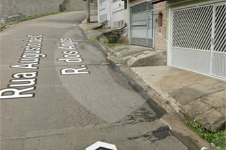 Casa à venda com 3 quartos, sendo 1 suíte,  em Vila Nova Cintra, Mogi das Cruzes, SP