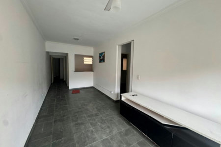 Apartamento com 2 dormitórios à venda, 70 m² por R$ 300.000,00 - Jardim Três Marias - Guarujá/SP