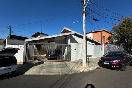 Casa aconchegante em excelente localização – Vila Brasília, São Carlos/SP