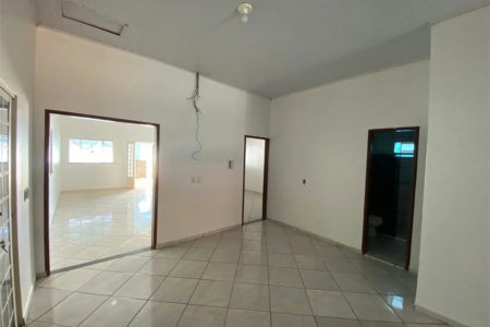 Casa à venda com 3 quartos, sendo 1 suíte,  em São Félix, Balsas, MA