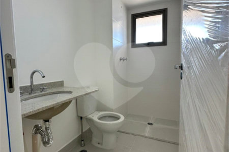 Apartamento com 125m², 3 dormitórios, sendo 3 suítes, 2 vagas, à venda na Moóca.
