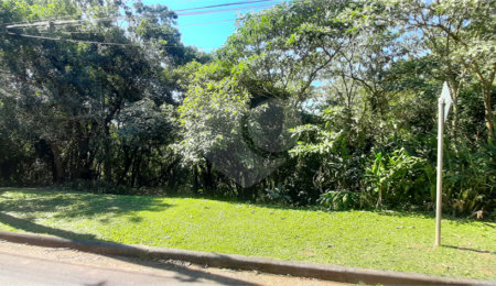 Terreno à venda no condomínio Alpes da Cantareira, Mairiporã - SP