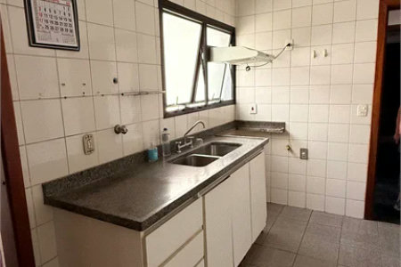 Apartamento à venda com 3 quartos, sendo 1 suíte, em Vila Andrade, São Paulo, SP
