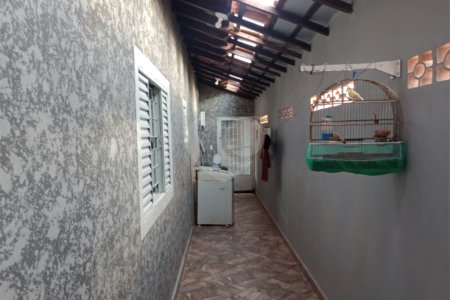 Chácara à venda com 5 quartos, sendo 1 suíte, em Jardim Marabá, Itapetininga, SP