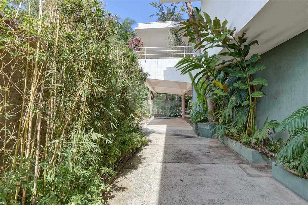 Casa à venda com 3 quartos, sendo 1 suíte, em Guarapiranga, São Paulo, SP