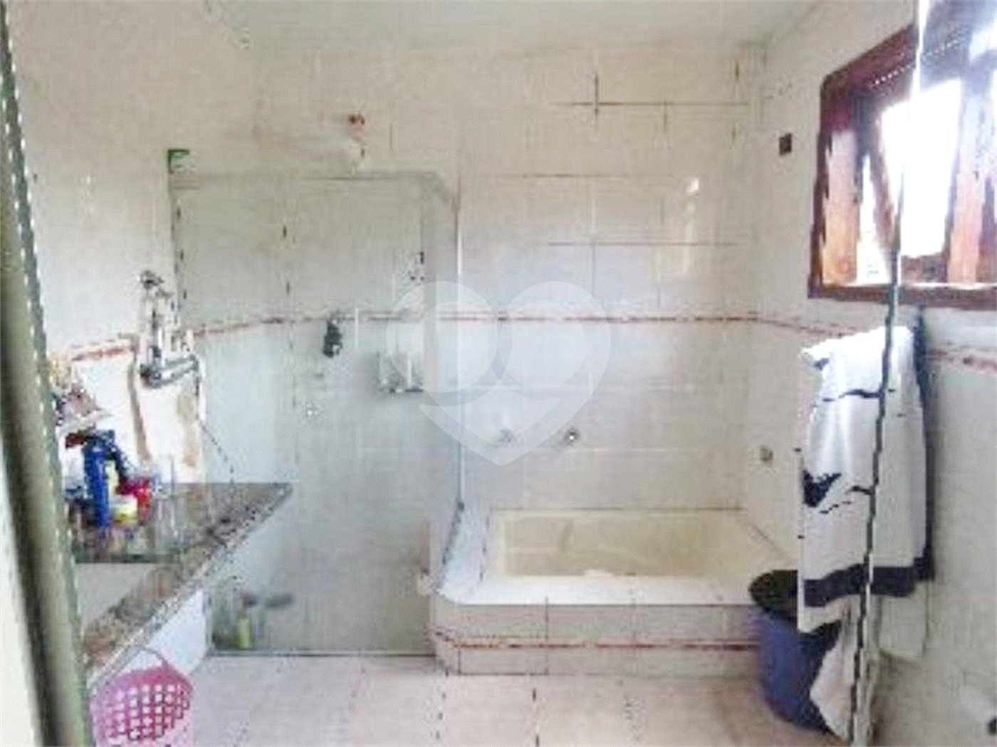 Casa à venda com 4 quartos, sendo 1 suíte, em Planalto Paulista, São Paulo, SP