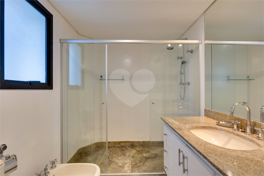 Apartamento à venda ou para alugar com 4 suítes em Alto da Boa Vista, São Paulo, SP