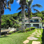 Casa à venda com 6 quartos, sendo 4 suítes, em Ferradura, Armação dos Búzios, RJ