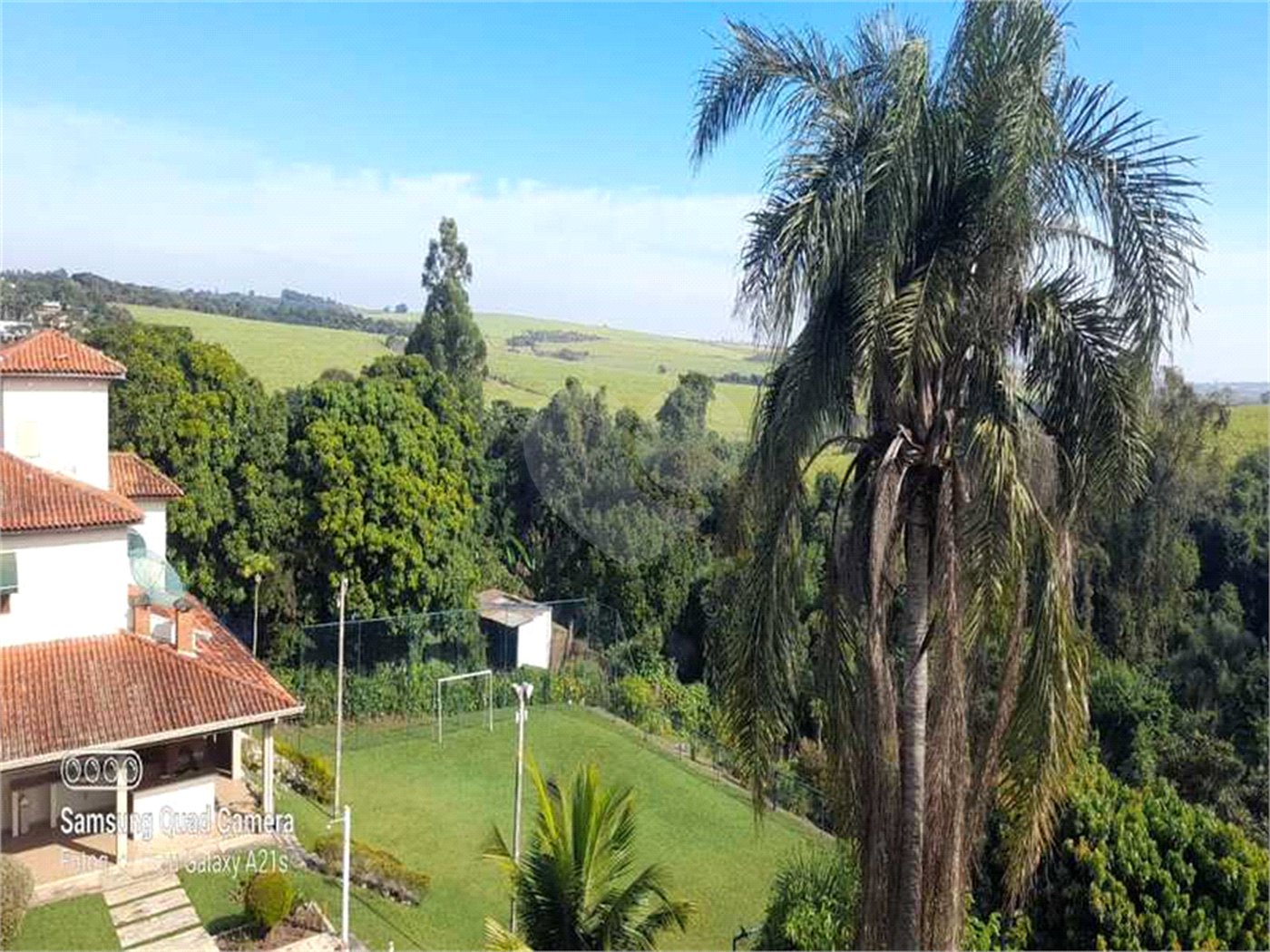 Casa à venda com 4 suítes no condomínio Residencial Vale das Laranjeiras, Indaiatuba - SP