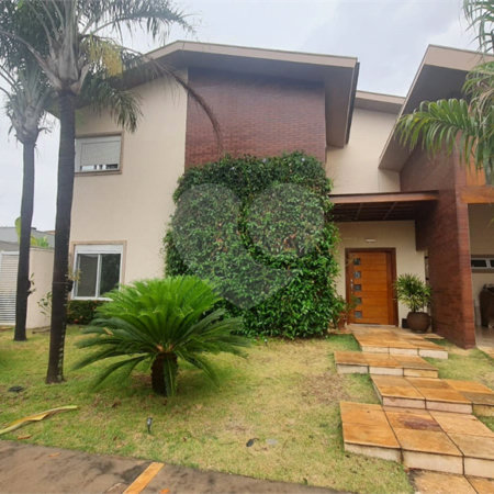 Casa no condomínio Damha II á venda!