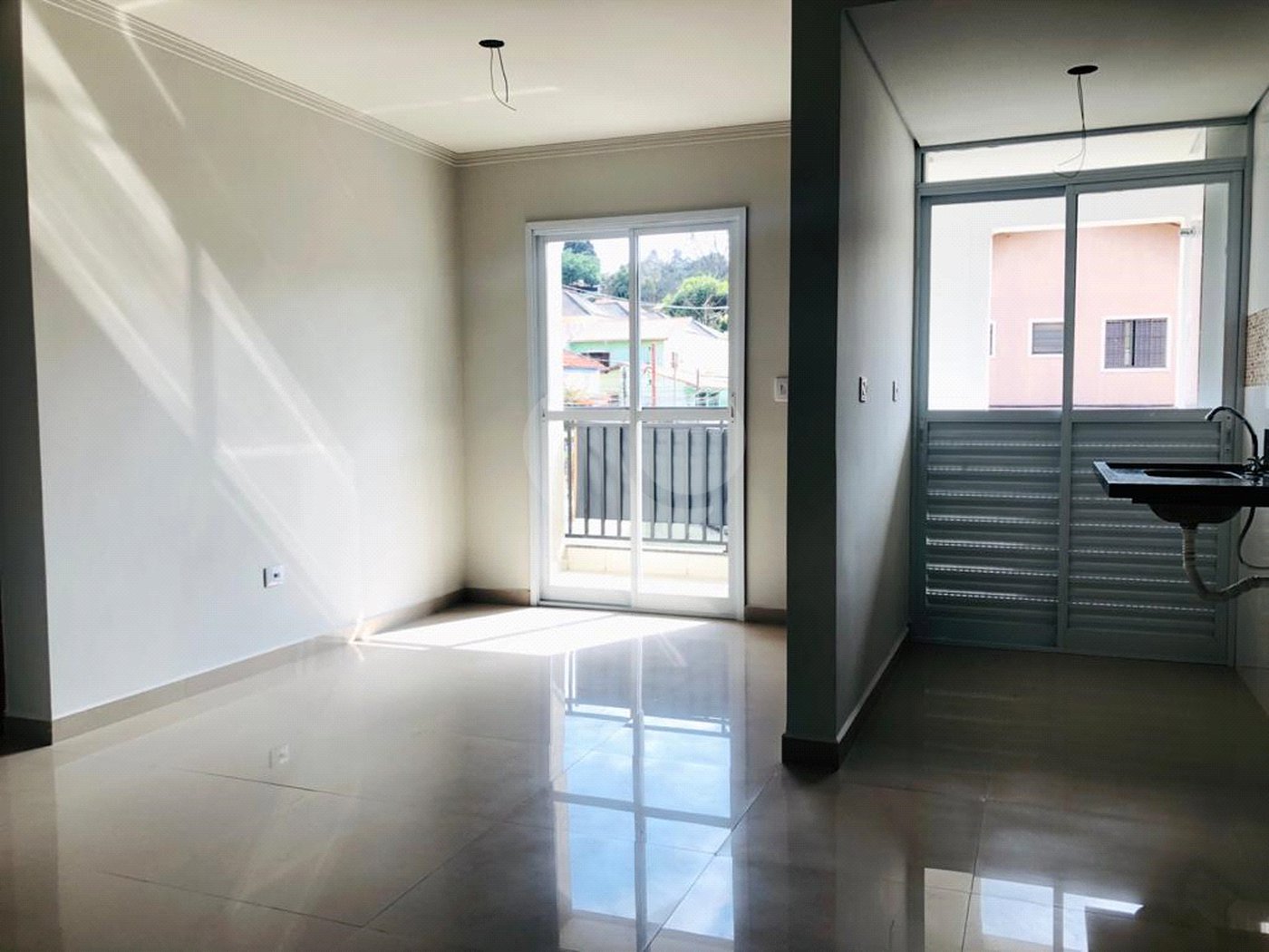 Casa à venda com 2 quartos no condomínio Sem Nome, São Paulo - SP