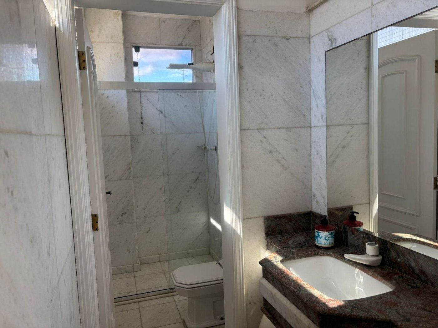 Casa com 3 dormitórios à venda, 330 m² por R$ 2.770.000,00 - Ponta da Praia - Santos/SP