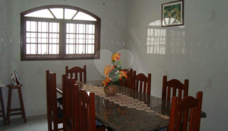 Sobrado à venda com 3 suítes em Tremembé, São Paulo, SP