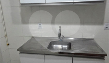 Apartamento à venda com 2 quartos em Vila Zat, São Paulo, SP