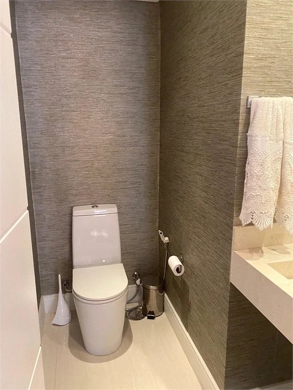 Apartamento à venda com 3 quartos, sendo 2 suítes, em Brooklin Paulista, São Paulo, SP