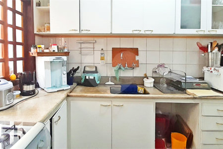 Casa à venda com 4 quartos, sendo 2 suítes, em Planalto Paulista, São Paulo, SP