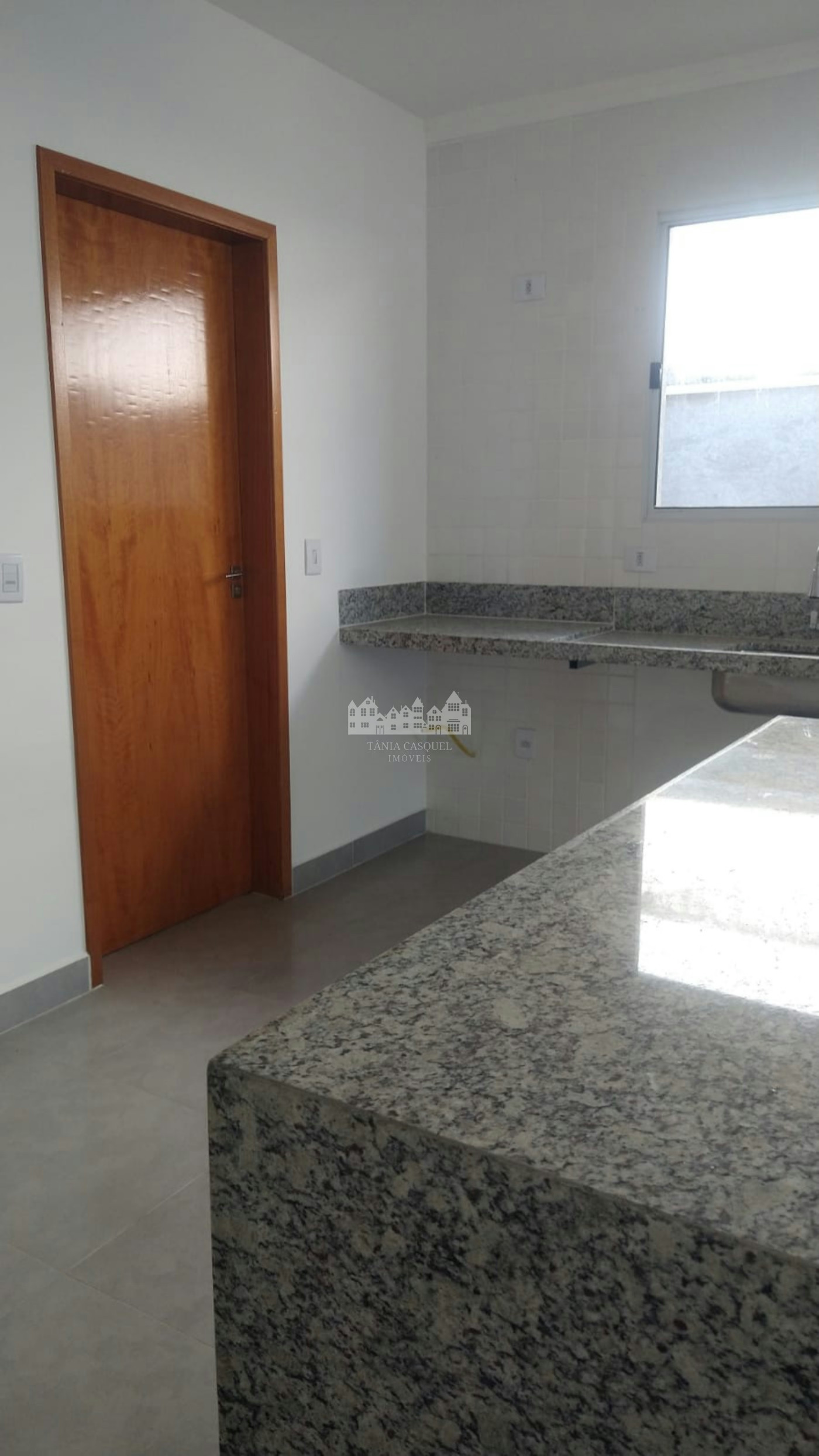 Casa à venda com 3 quartos, sendo 2 suítes, em Jardim do Lago, Atibaia, SP