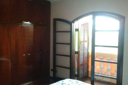 Sobrado à venda com 3 quartos, sendo 1 suíte, em Jardim das Vertentes, São Paulo, SP