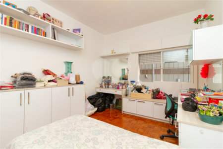 Apartamento à venda com 3 quartos, sendo 1 suíte, em Santa Cecília, São Paulo, SP