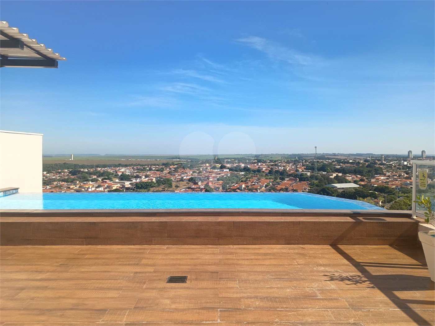 Apartamento Completo, Mobiliado e Pronto para Morar!