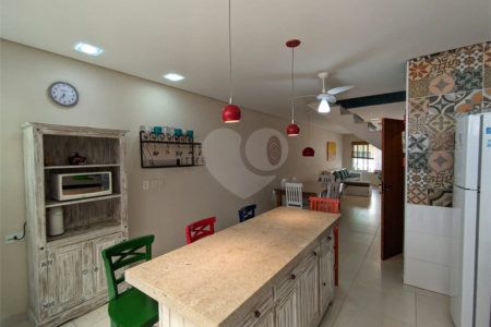 Casa à venda com 3 quartos, sendo 1 suíte, em Juquehy, São Sebastião, SP