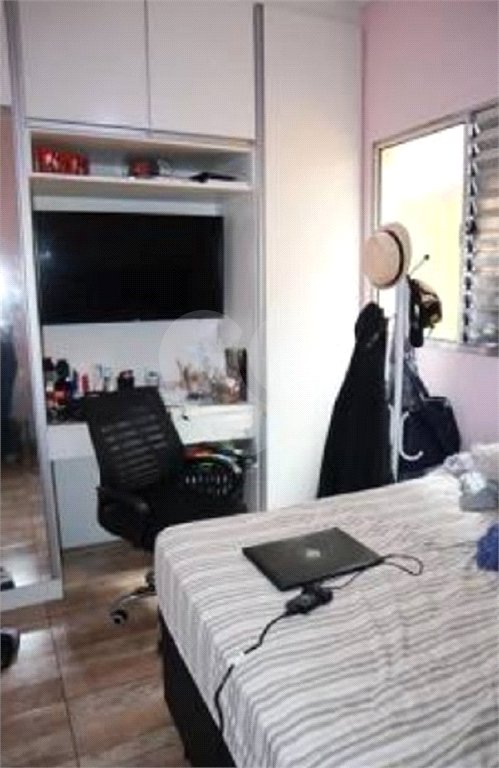 Casa à venda com 3 quartos, sendo 1 suíte,  em Vila Nova Carolina, São Paulo, SP