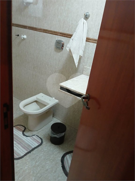 Casa à venda com 4 quartos, sendo 1 suíte, em Vila Romão, Salto, SP