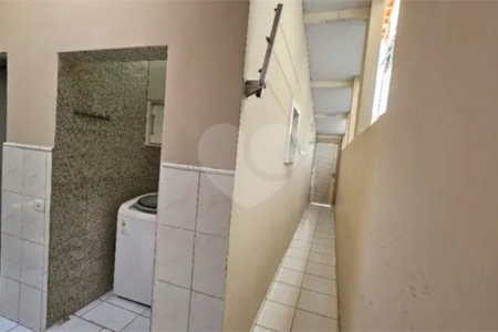 Casa à venda com 3 quartos, sendo 1 suíte, em Loteamento Residencial Vista Linda, São José dos Campos, SP