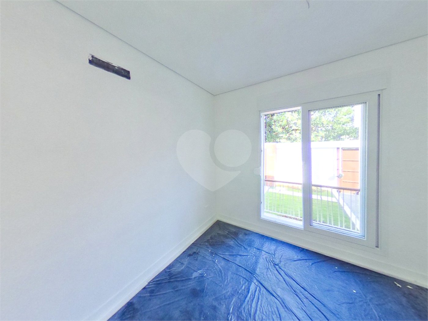 Casa à venda com 4 quartos, sendo 3 suítes,  em Jardim Marajoara, São Paulo, SP