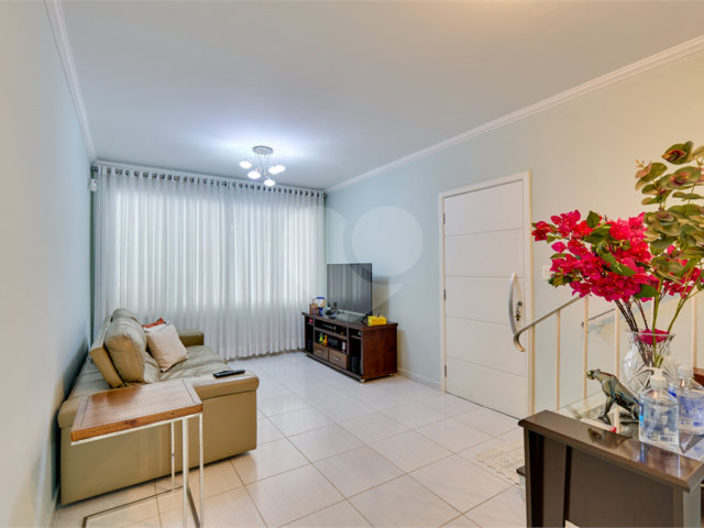 Sobrado à venda com 3 quartos, sendo 1 suíte,  em Brooklin, São Paulo, SP