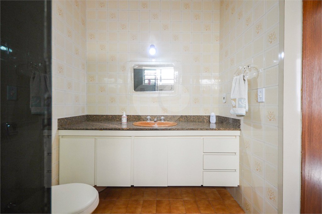 Casa à venda com 3 quartos, sendo 1 suíte, em Planalto Paulista, São Paulo, SP