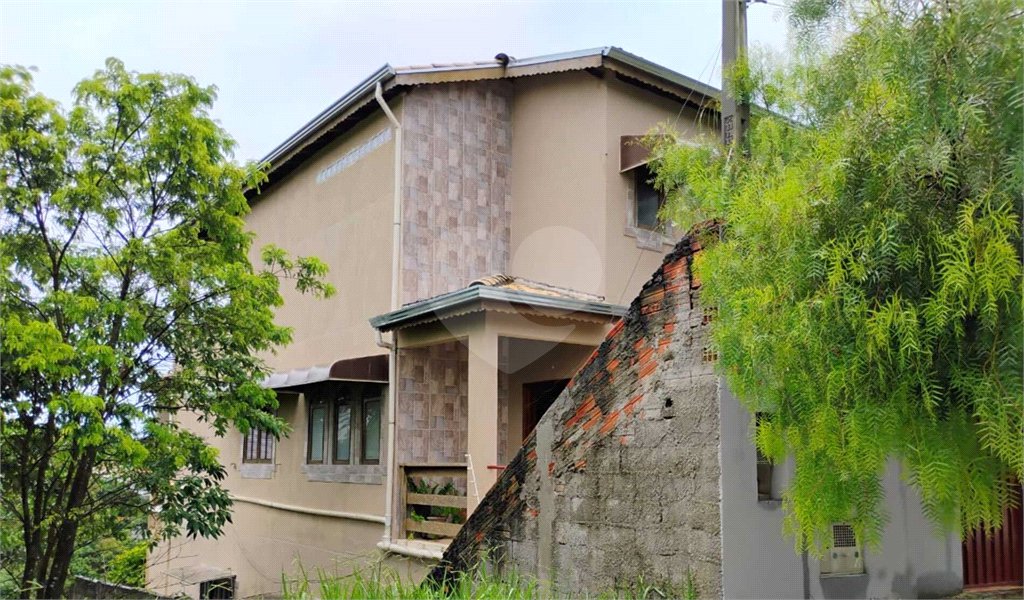 Sobrado à venda com 4 quartos, sendo 1 suíte, em Nova Itatiba, Itatiba, SP