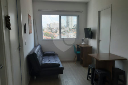 Apartamento com 34m², 2 quartos, à venda no Cambuci