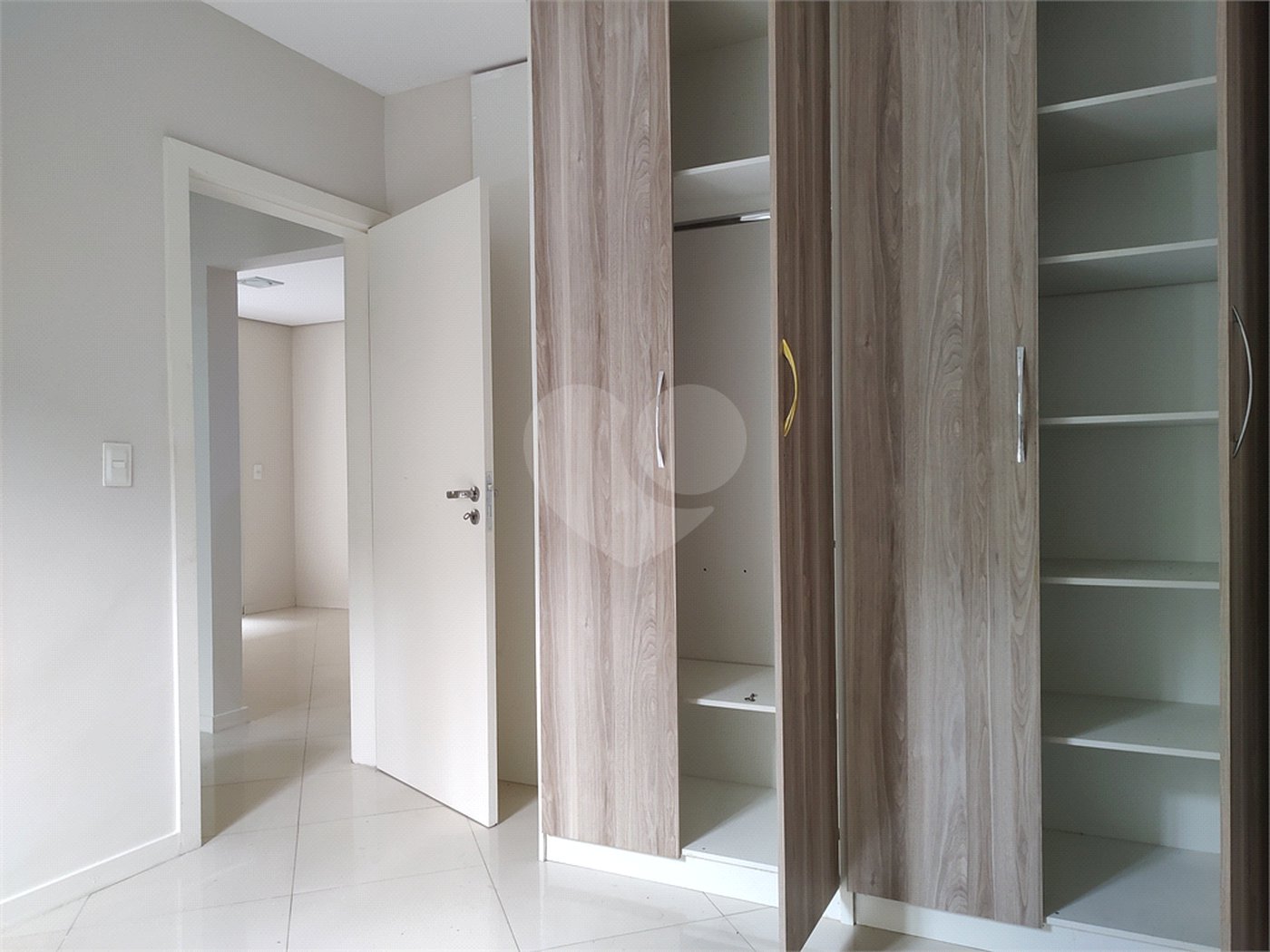 Apartamento para alugar com 2 quartos em Alvinópolis, Atibaia, SP