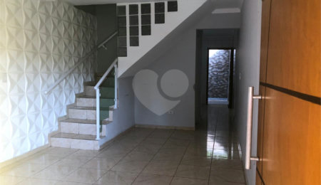 Casa à venda com 2 quartos no condomínio Residencial Armênia, Ferraz de Vasconcelos - SP
