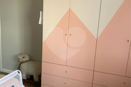 Apartamento à venda com 3 suítes em Lapa, São Paulo, SP