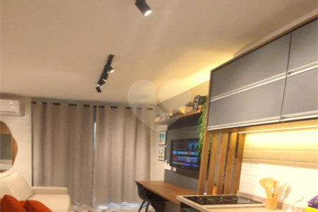 Apartamento à venda ou para alugar em Pinheiros, São Paulo, SP