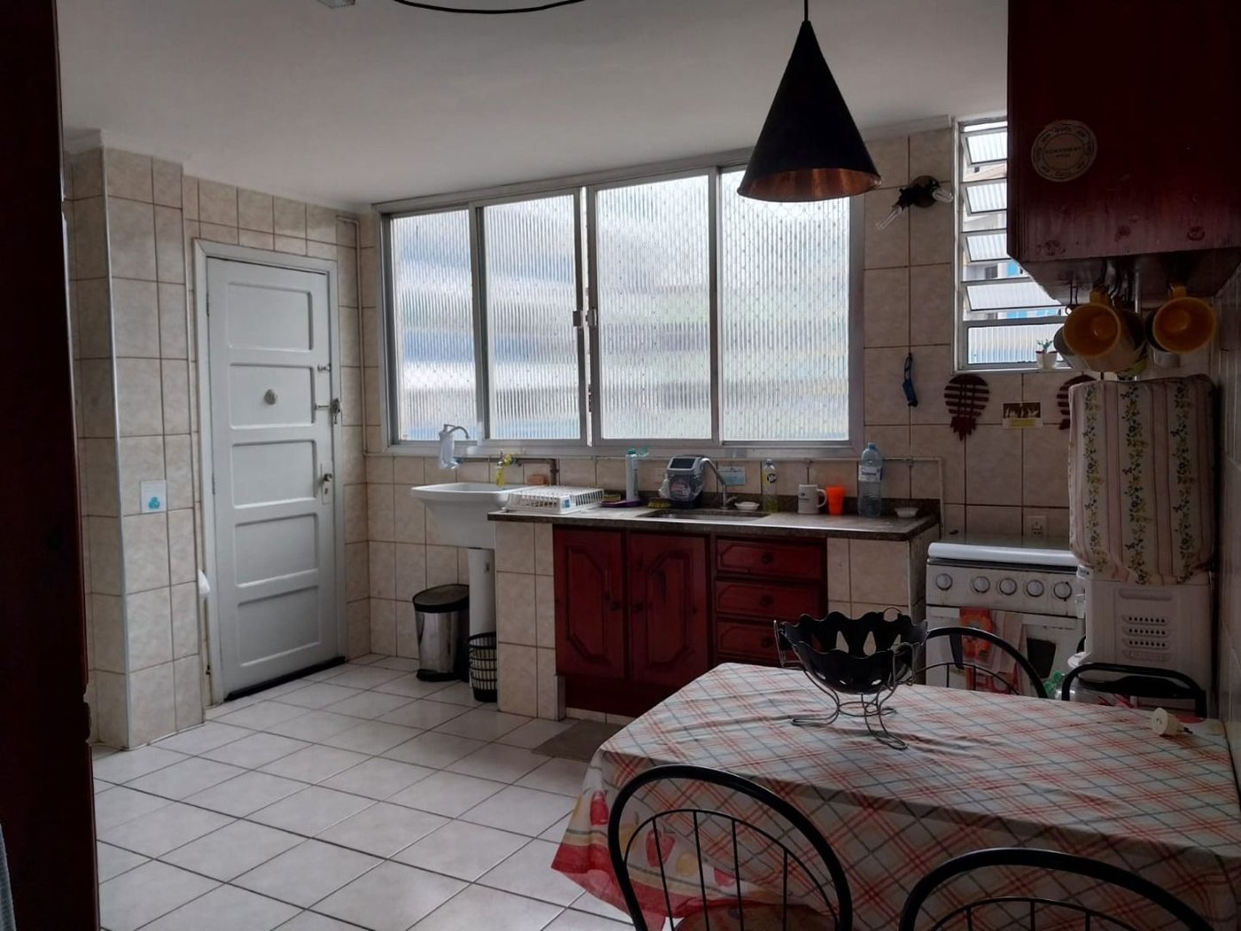 Apartamento com 2 dormitórios para alugar, 60 m² por R$ 3.690,00/mês - Gonzaga - Santos/SP