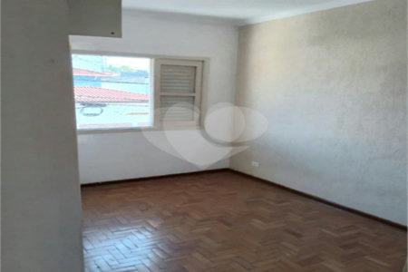 Sobrado à venda com 3 quartos em Planalto Paulista, São Paulo, SP