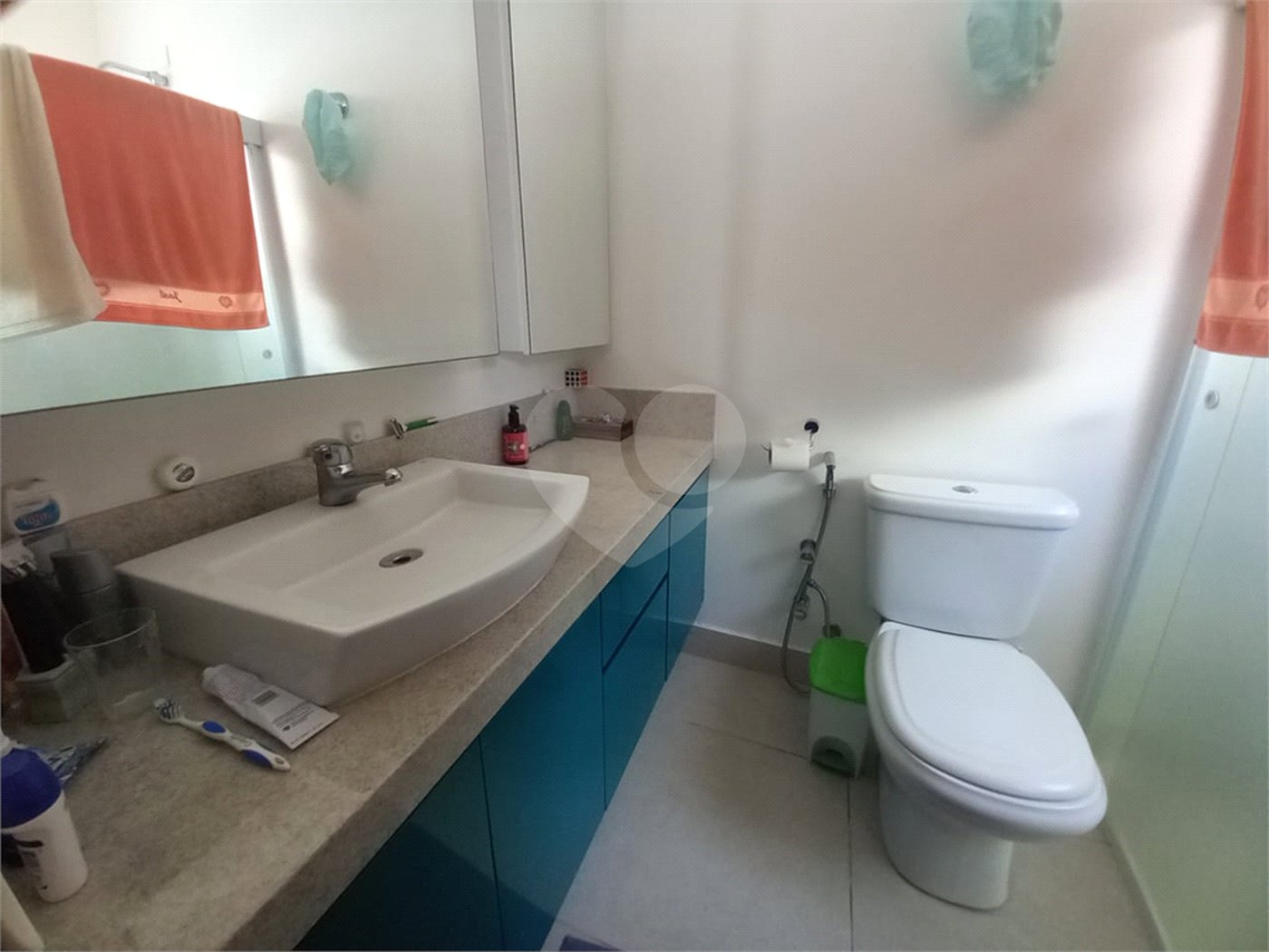 Sobrado à venda com 4 quartos, sendo 2 suítes, em Tremembé, São Paulo, SP