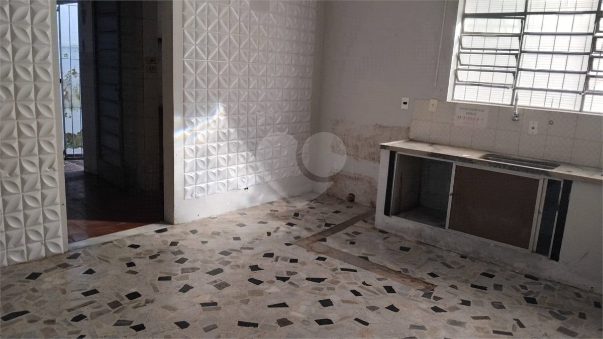 Sobrado à venda com 3 quartos, sendo 1 suíte, em Jardim Bonfiglioli, São Paulo, SP