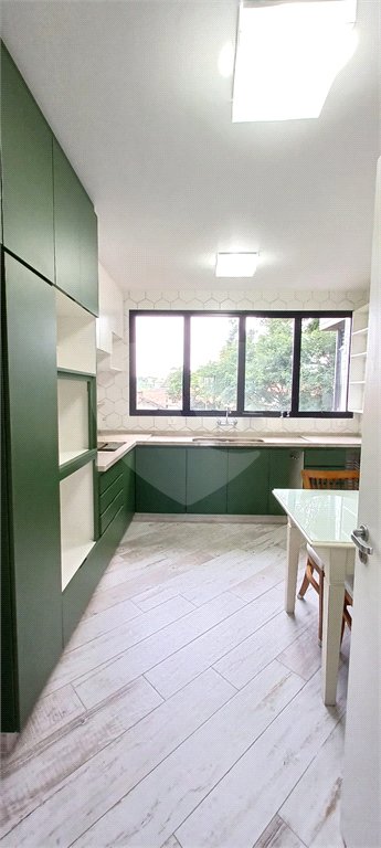 Apartamento à venda com 3 quartos, sendo 1 suíte,  em Lar São Paulo, São Paulo, SP